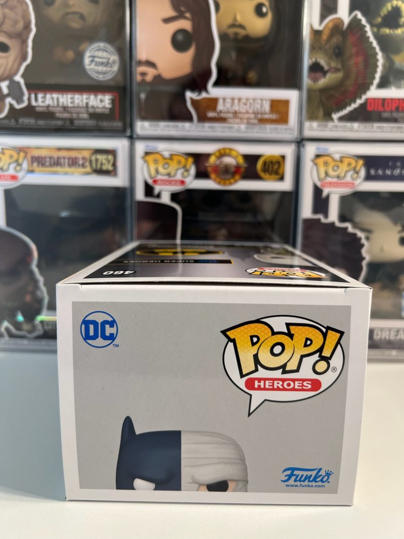 Funko POP! DC Comics Batman - Batman (Hush) Limited Edition GameStop - Imperfect Box - Image 5