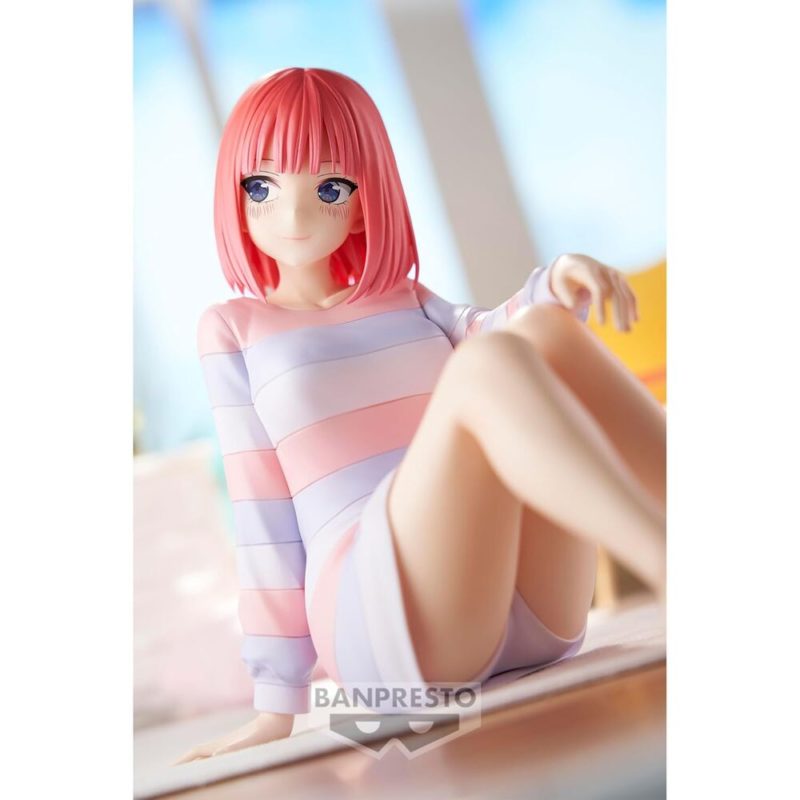 The Quintessential Quintuplets Relax time Nino Nakano figure 12cm